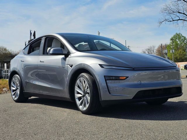 2026 Tesla Model Y Long Range Launch | North Little Rock, AR | EVolve Auto 2026 Tesla Model Y Long Range Launch | North Little Rock, AR | EVolve Auto