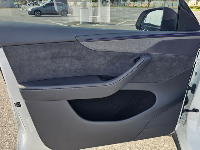 2026 Tesla Model Y Long Range | North Little Rock, AR | EVolve Auto 2026 Tesla Model Y Long Range | North Little Rock, AR | EVolve Auto