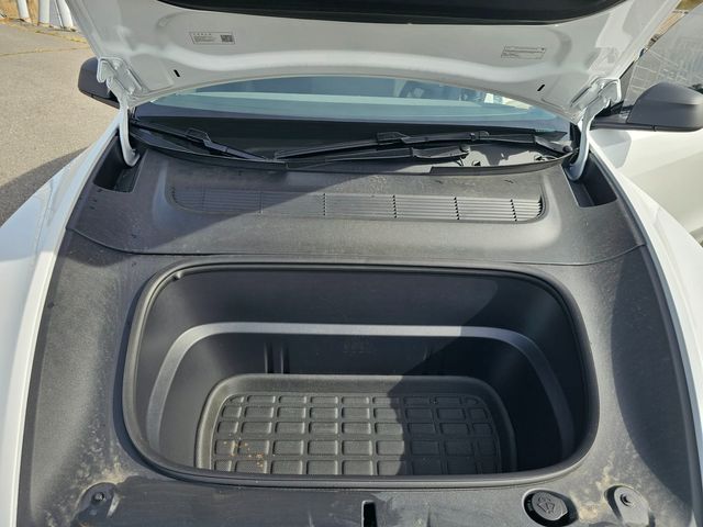 2026 Tesla Model Y Long Range | North Little Rock, AR | EVolve Auto 2026 Tesla Model Y Long Range | North Little Rock, AR | EVolve Auto