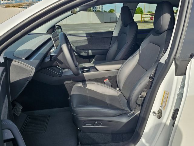 2026 Tesla Model Y Long Range | North Little Rock, AR | EVolve Auto 2026 Tesla Model Y Long Range | North Little Rock, AR | EVolve Auto