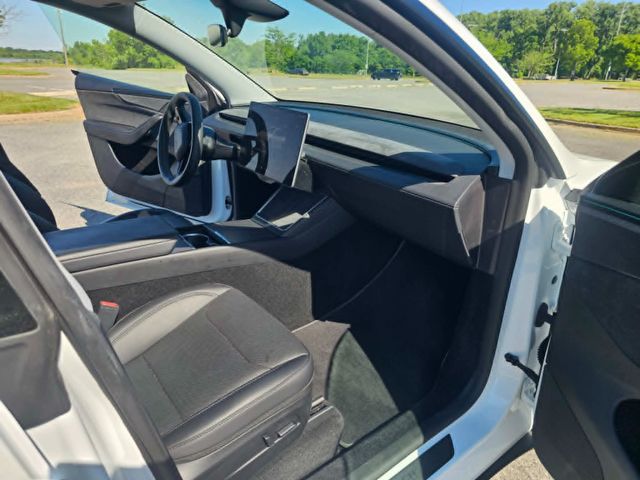 2026 Tesla Model Y LAUNCH EDITION | North Little Rock, AR | EVolve Auto